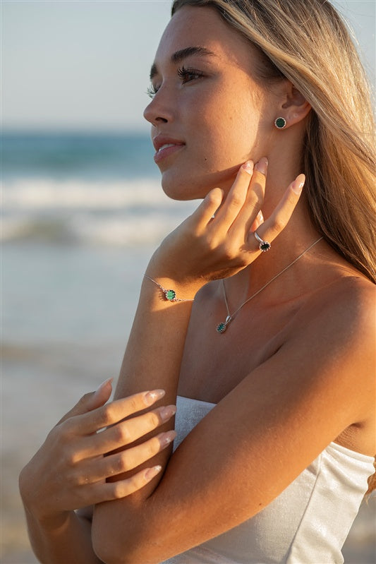 Handgefertigtes Armband aus 925 Silber mit Edelstein