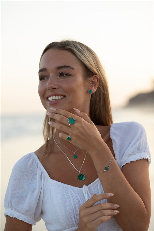 Handgefertigtes Armband aus 925 Silber mit Edelstein